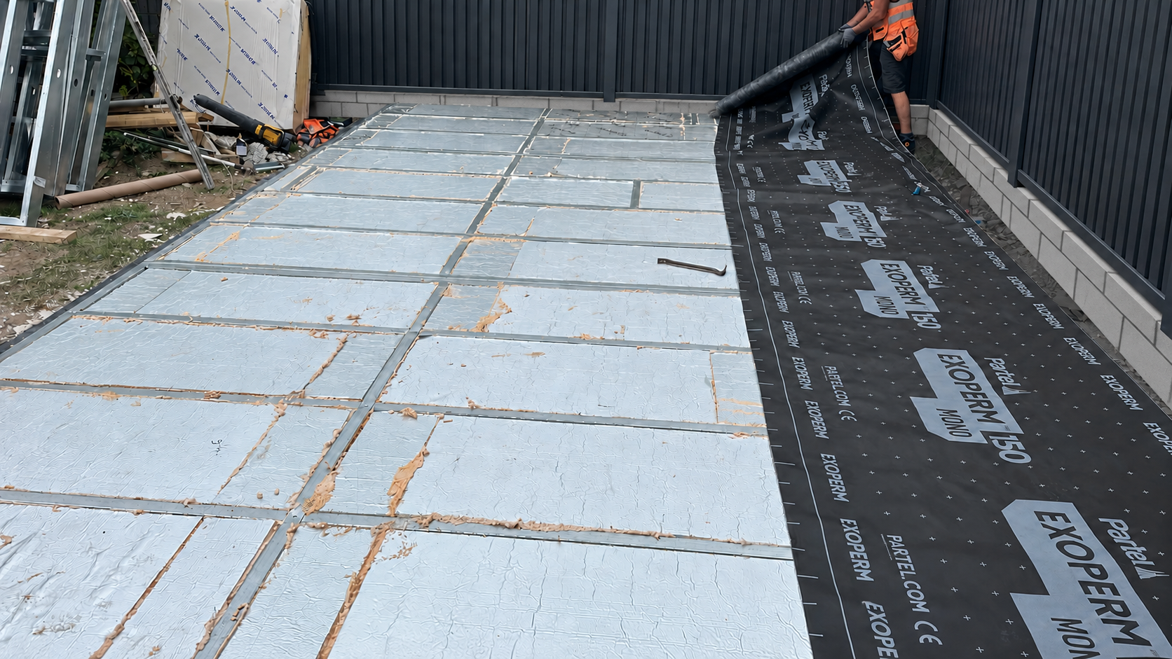 Insulation and membrane